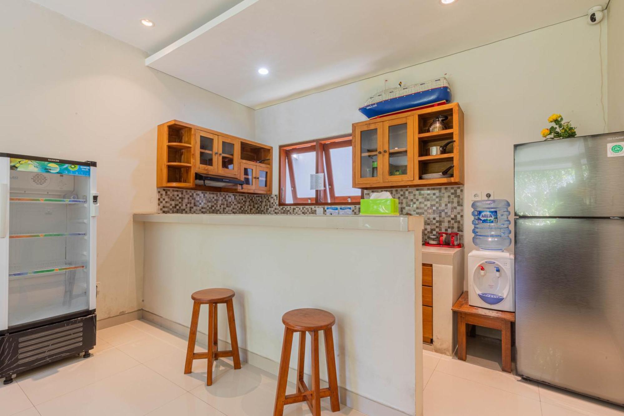 Komala Homestay Canggu Exteriör bild