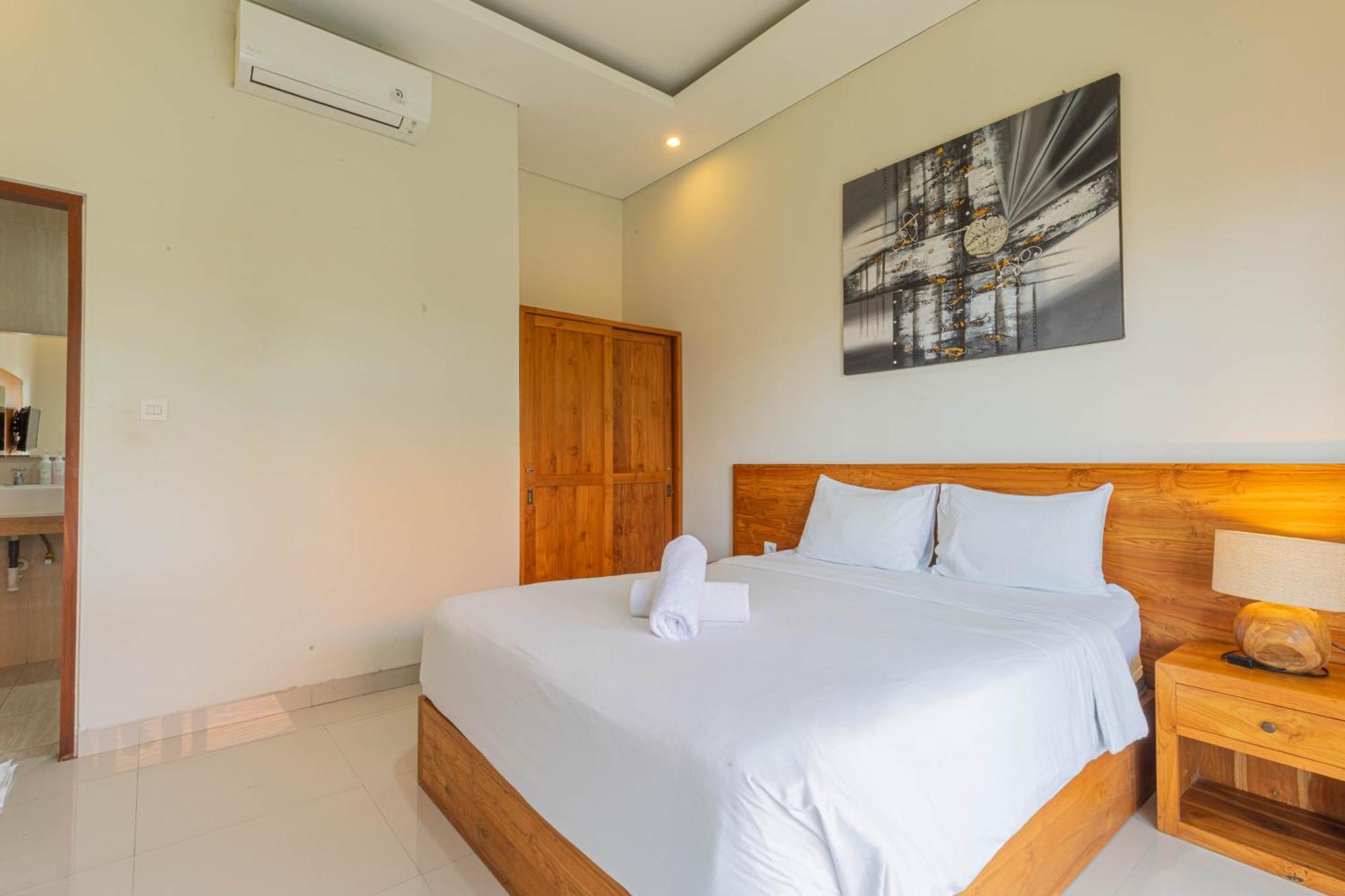Komala Homestay Canggu Exteriör bild