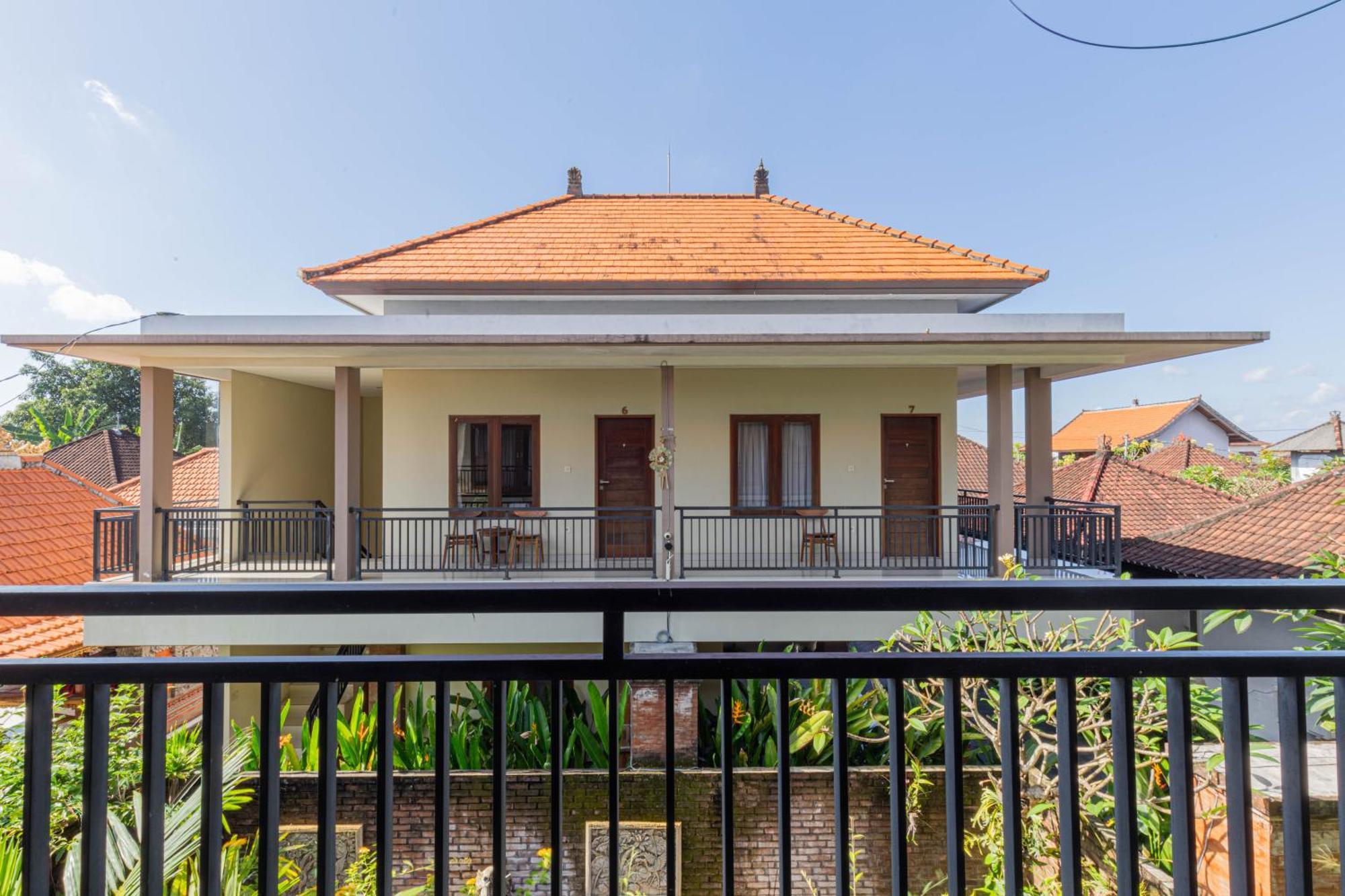 Komala Homestay Canggu Exteriör bild